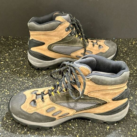 Vasque Clarion Leather Goretex Hiking Boots. Size 9.5 - Picture 7 of 10